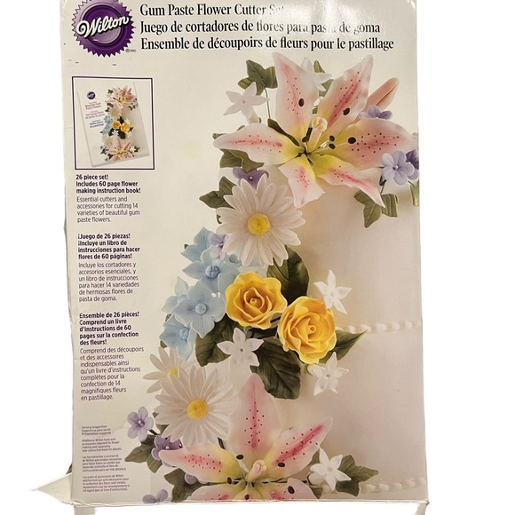 Wilton Gum Paste Flower Cutter Set, NIB - Picture 1 of 5